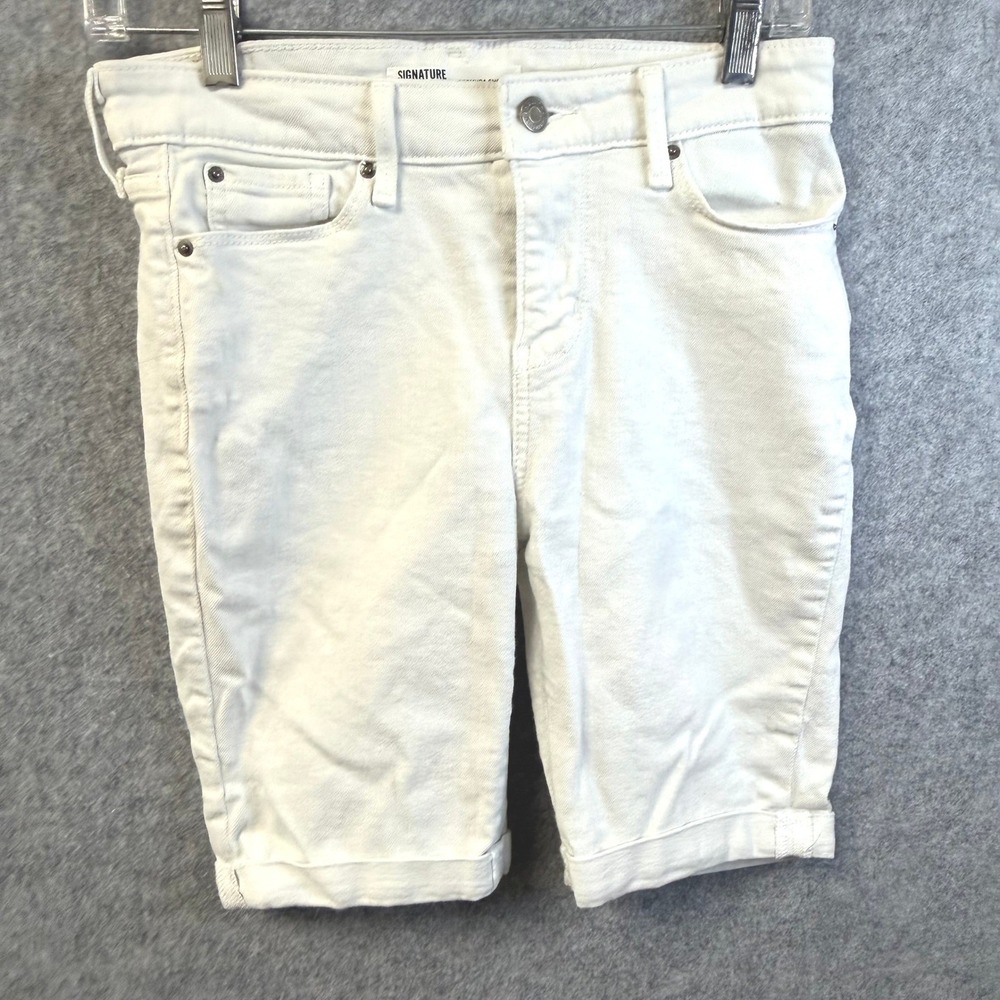 Signature by Levi Strauss Women White Denim Bermuda Shorts Mid Rise Cuffed 28.5W